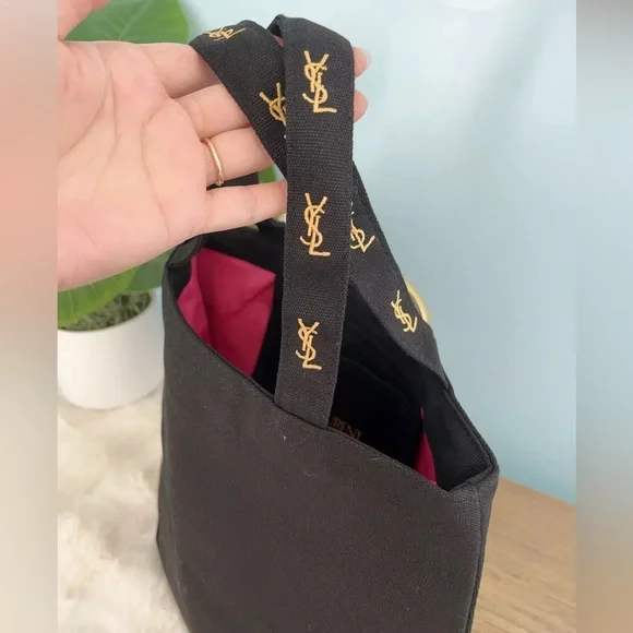 Yves Saint Laurent Tote - Embroidered Logos - Picture 2 of 8